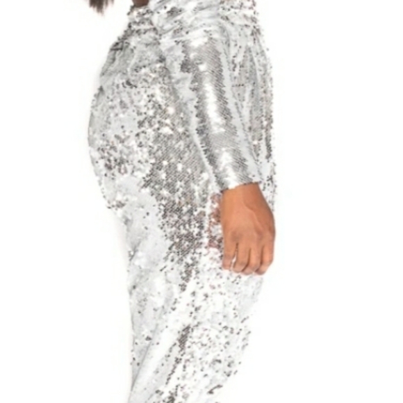 Pant Set - Picture 2 of 3